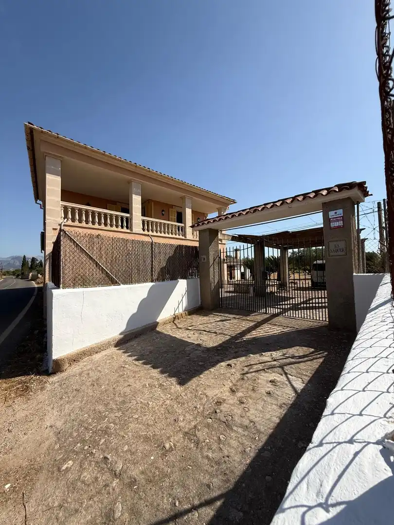 Country house with garden for sale in Polígono Pla De Biniali, imagen 3