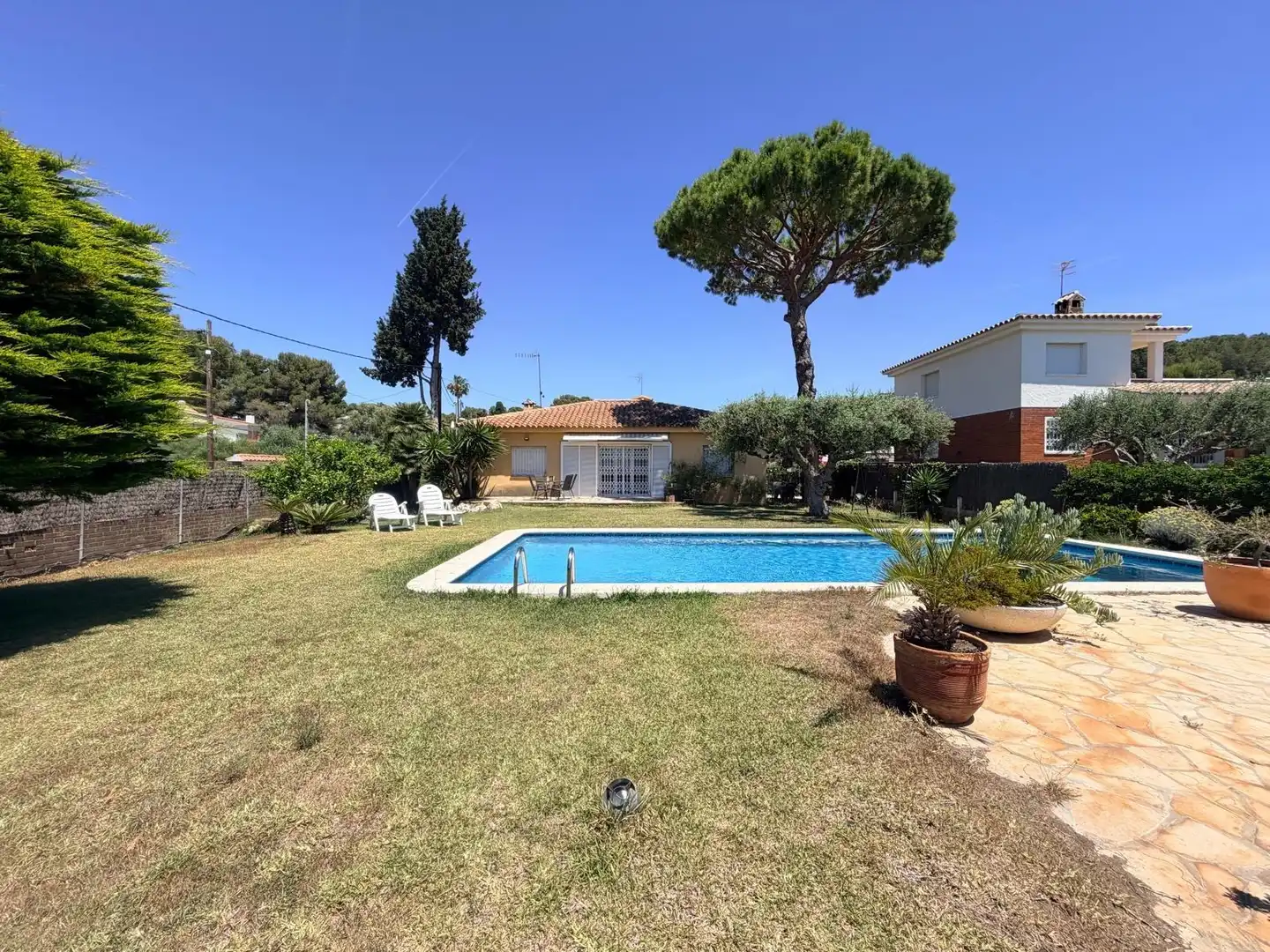 Jardí de Casa o xalet en venda en Cunit amb Calefacció, Jardí privat i Piscina