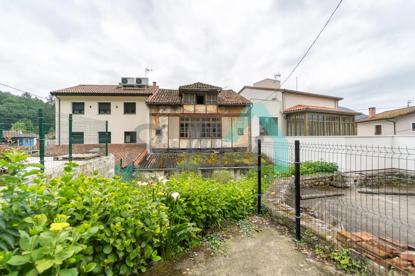 Vista exterior de Casa adosada en venta en Parres con Jardín privado