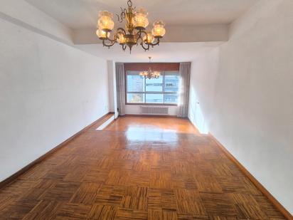 Living room of Flat for sale in Pontevedra Capital   with Heating, Parquet flooring and Storage room