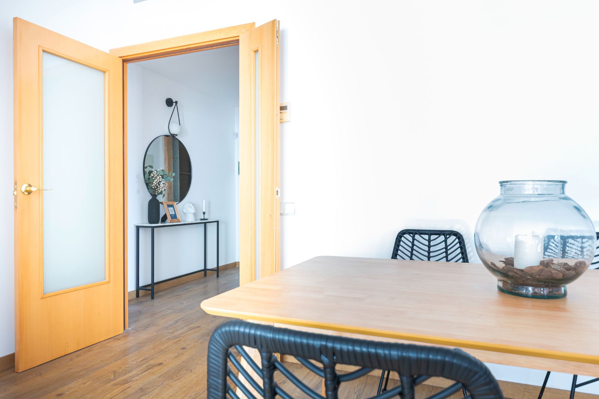 Dining room of Flat for sale in Cerdanyola del Vallès  with Air Conditioner, Heating and Oven