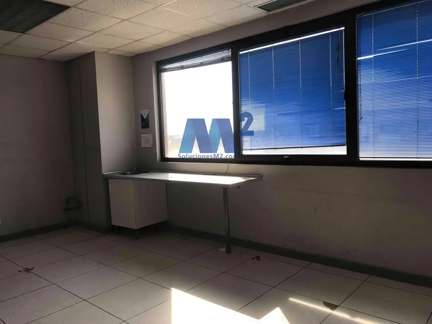 Bureau à louer à Valdelaparra, imagen 7