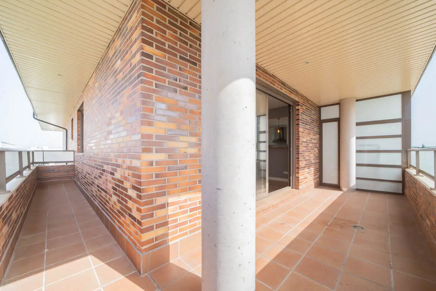 Vista exterior de Pis en venda en Boadilla del Monte amb Aire condicionat, Calefacció i Terrassa