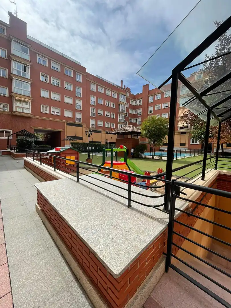 Ático con terraza en alquiler en Calle CERRO MINGUETE, imagen 45