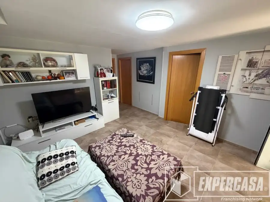 Houses for sale in Llíria  with Air Conditioner