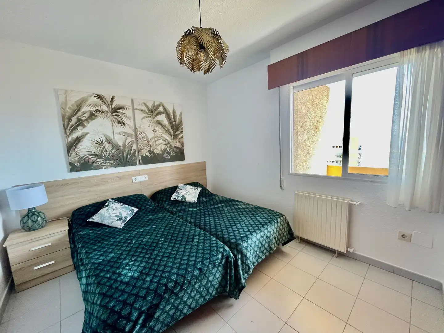 Schlafzimmer von Wohnungen zur Miete in Benidorm mit Klimaanlage, Möbliert und Gemeinschaftspool
