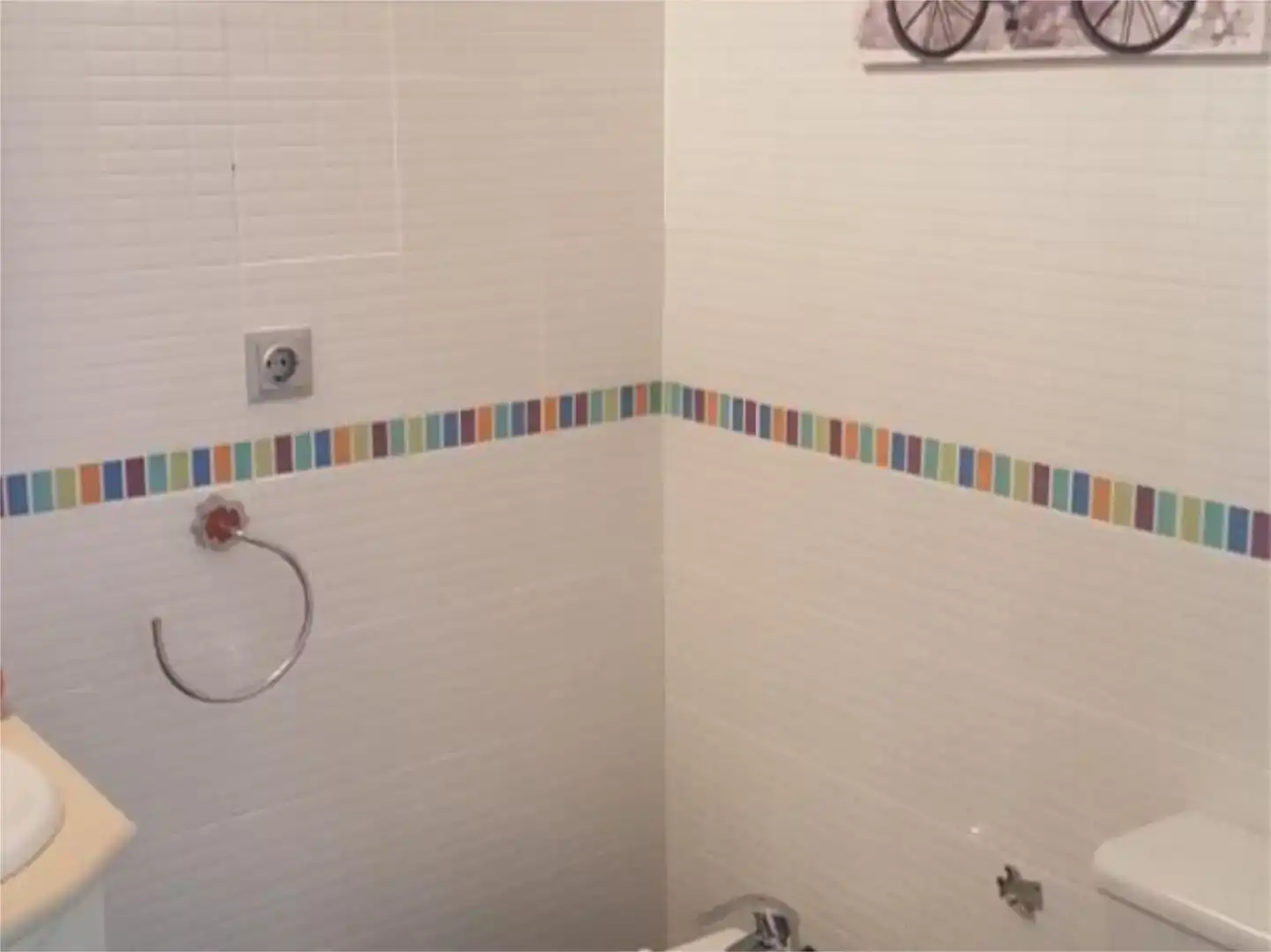 Bathroom of Flat for rent in Benidorm  with Air Conditioner and Swimming Pool