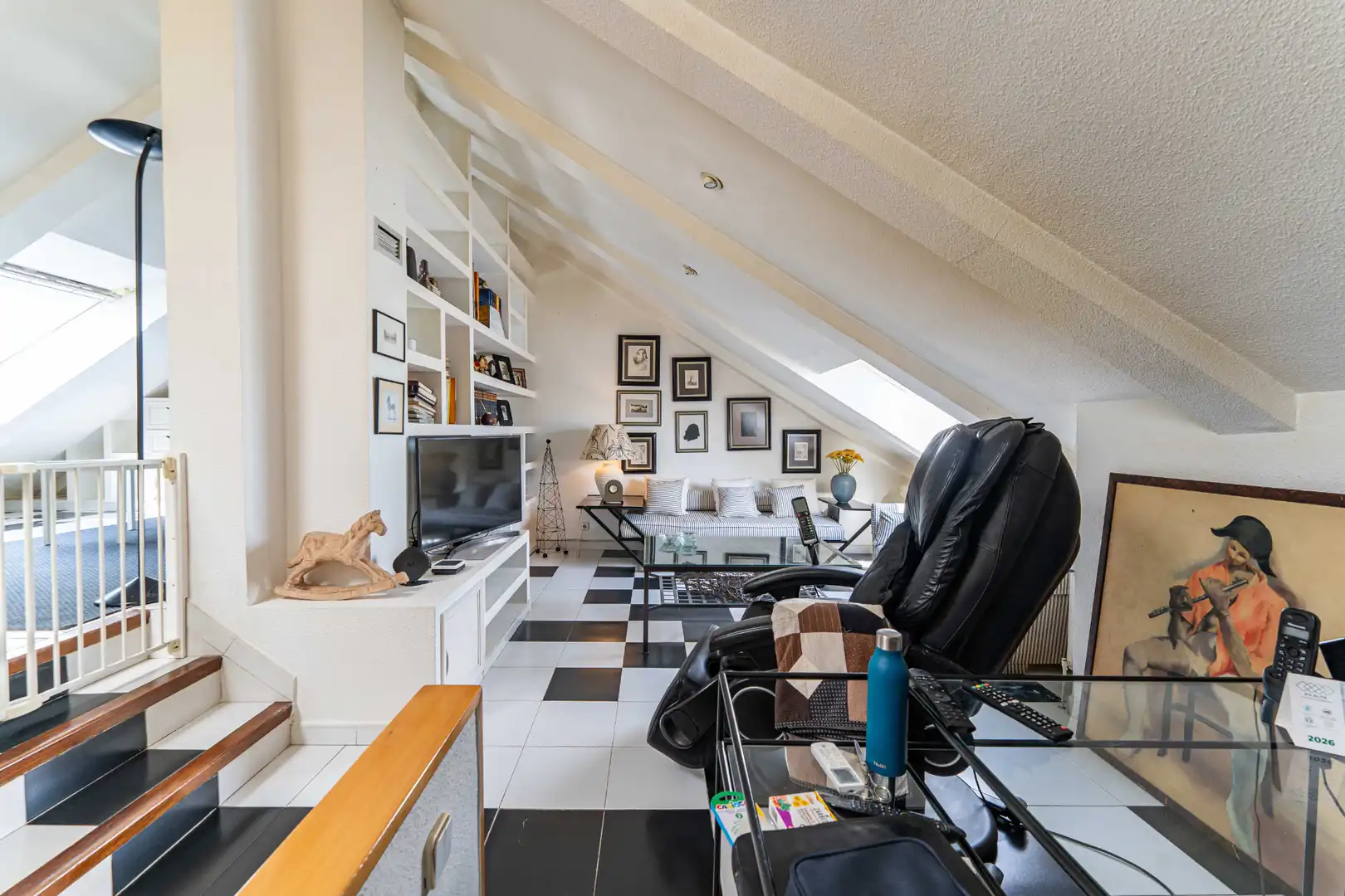 Sala de estar de Casa adosada en venta en Las Rozas de Madrid con Aire acondicionado, Calefacción y Jardín privado