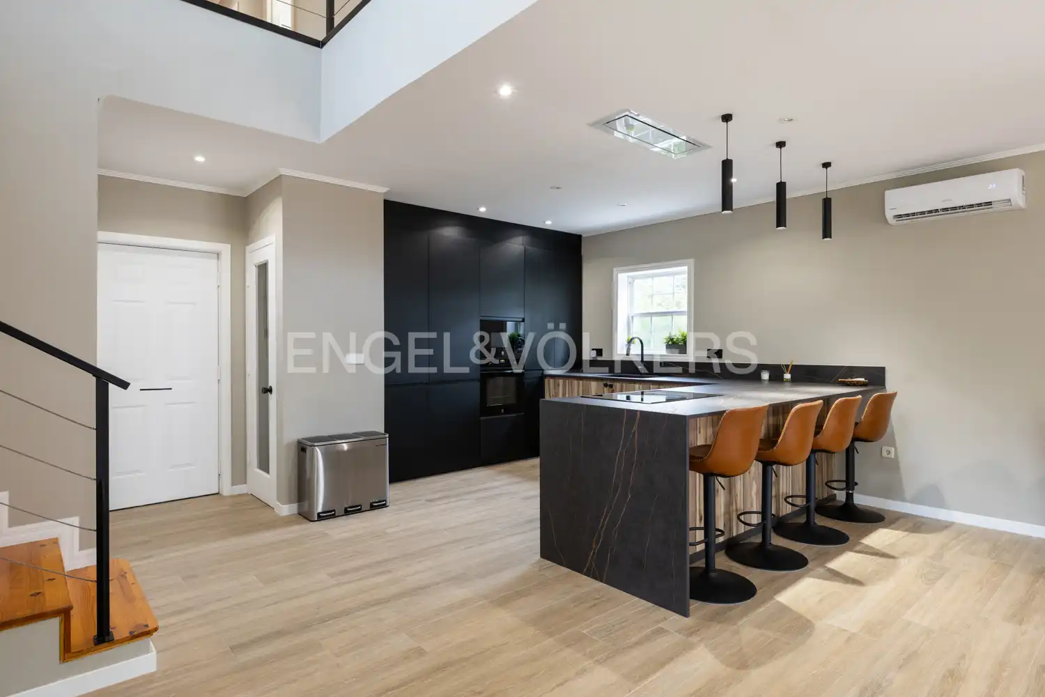 Casa o chalet de alquiler en Serra con Calefacción, Jardín privado y Parquet