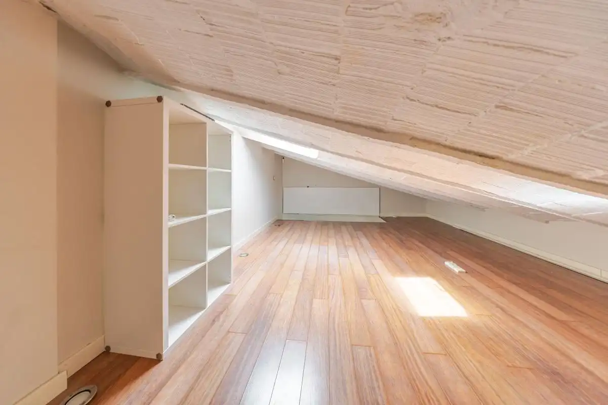 Maisonette zum Verkauf in Madrid mit Klimaanlage, Heizung und Terrasse