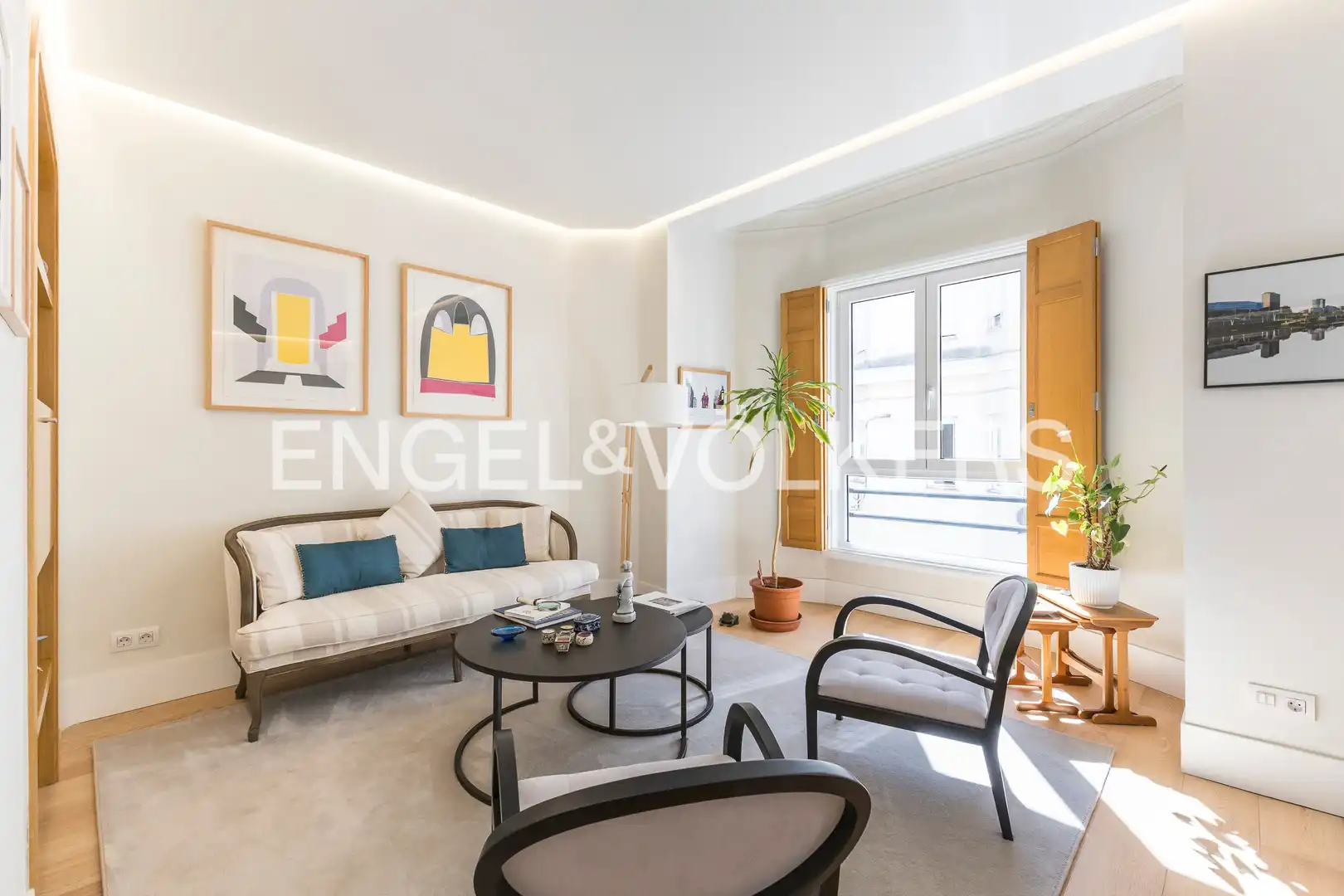 Sala de estar de Piso de alquiler en Madrid con Aire acondicionado, Calefacción y Amueblado