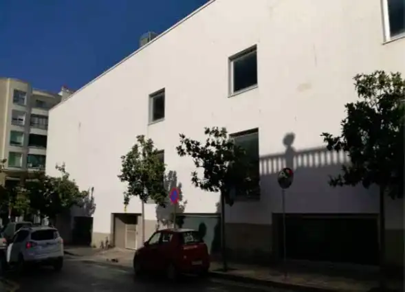 Edifici en venda a Ps Revellín , Centro