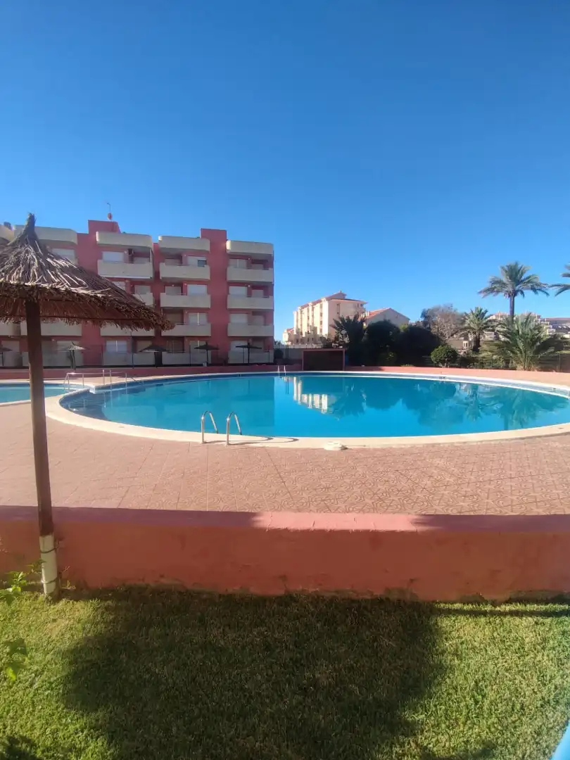 Piscina de Piso en venta en La Manga del Mar Menor