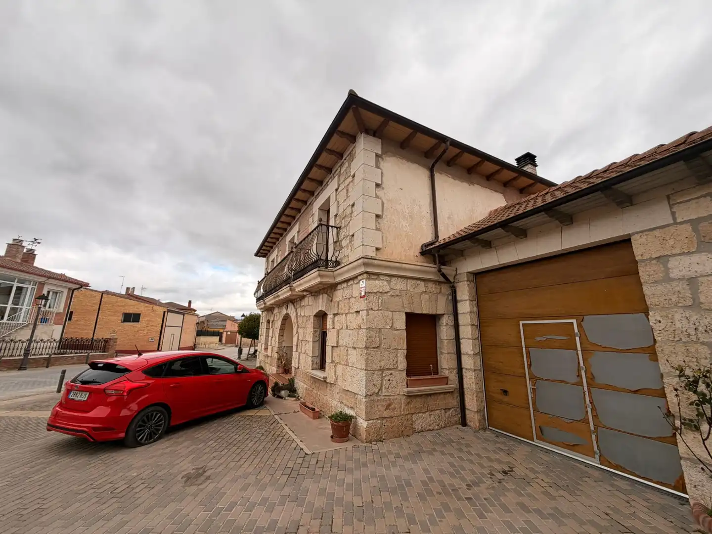 Vista exterior de Casa o chalet en venta en Cavia con Calefacción y Jardín privado