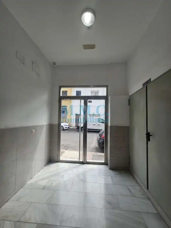 Piso en venta en Roquetas de Mar con Terraza y Amueblado