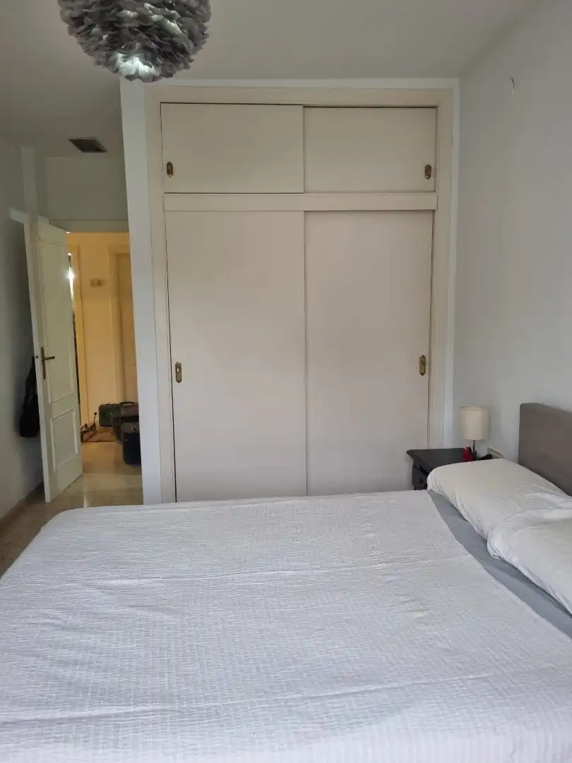 Habitación de Casa o chalet de alquiler en Los Barrios con Jardín privado, Terraza y Amueblado