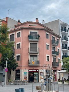 Vista exterior de Estudi en venda en Cambrils amb Parquet, Moblat i Rentadora