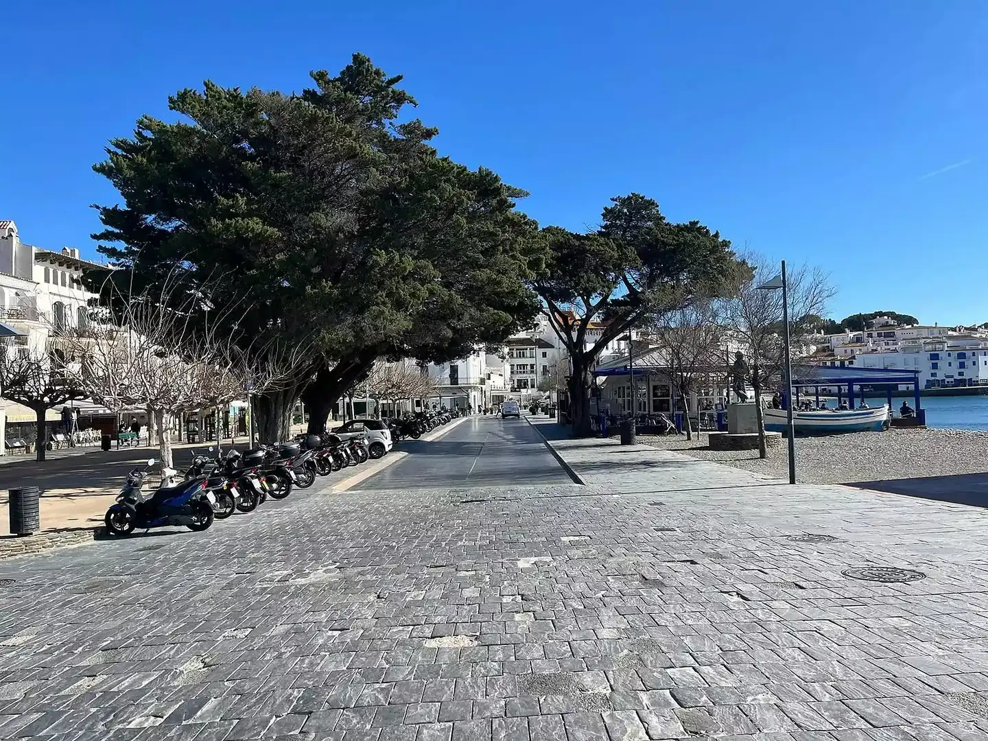 Außenansicht von Wohnung zum Verkauf in Cadaqués mit Möbliert