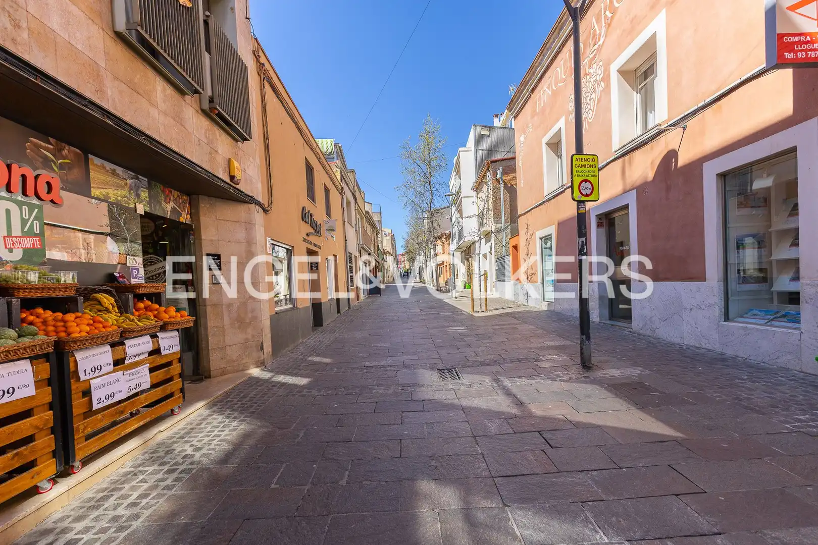 Vista exterior de Piso en venta en Matadepera con Aire acondicionado, Calefacción y Parquet
