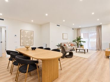 Flat with balcony for sale in Carrer BRUC