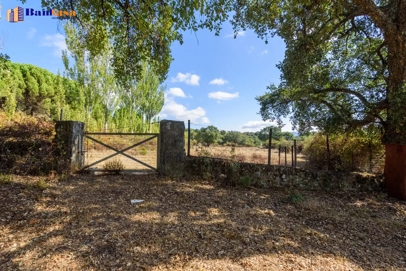 Casa o xalet en venda en Cortes de la Frontera amb Calefacció, Jardí privat i Moblat