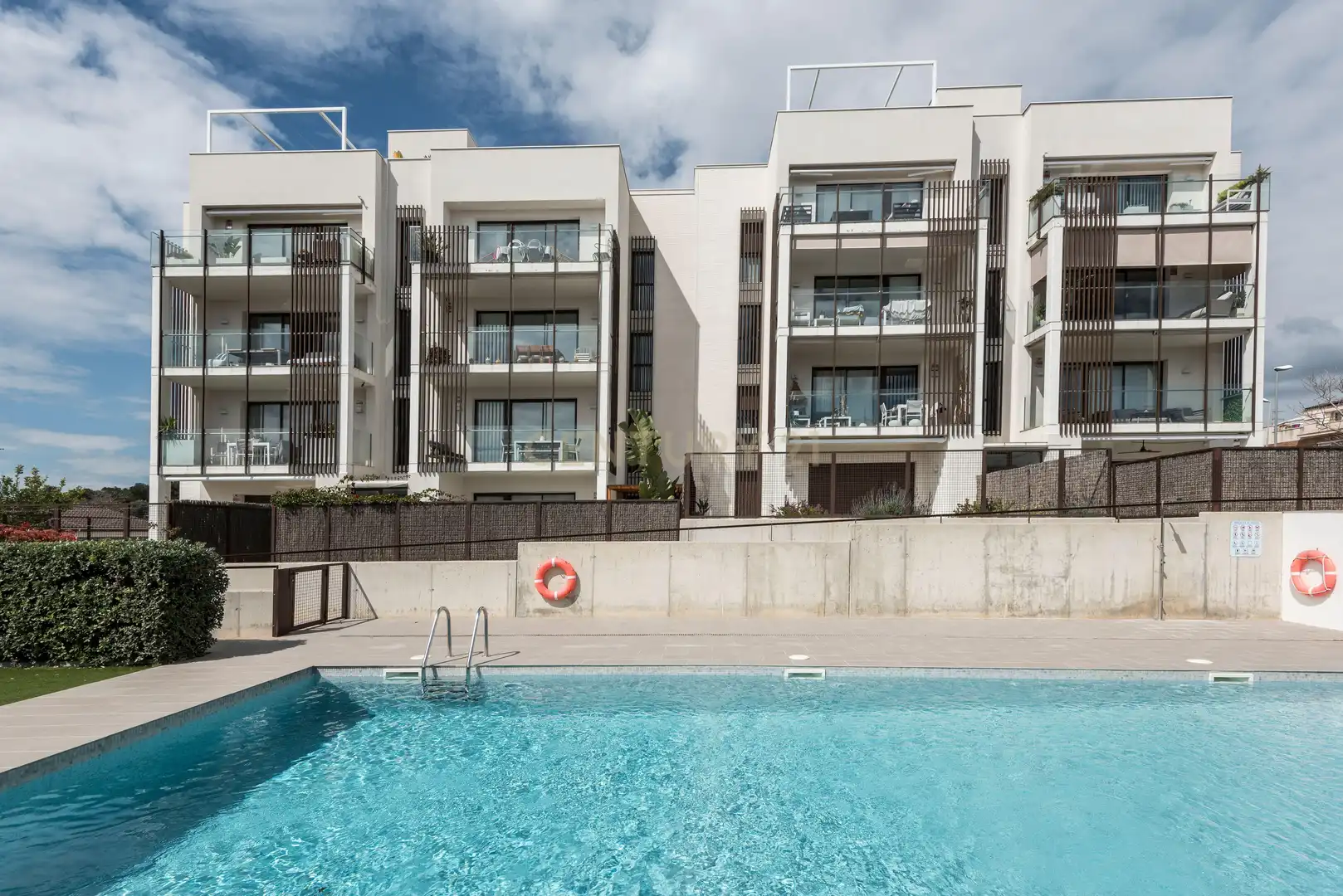 Piscina de Apartamento en venta en La Collada - Sis Camins