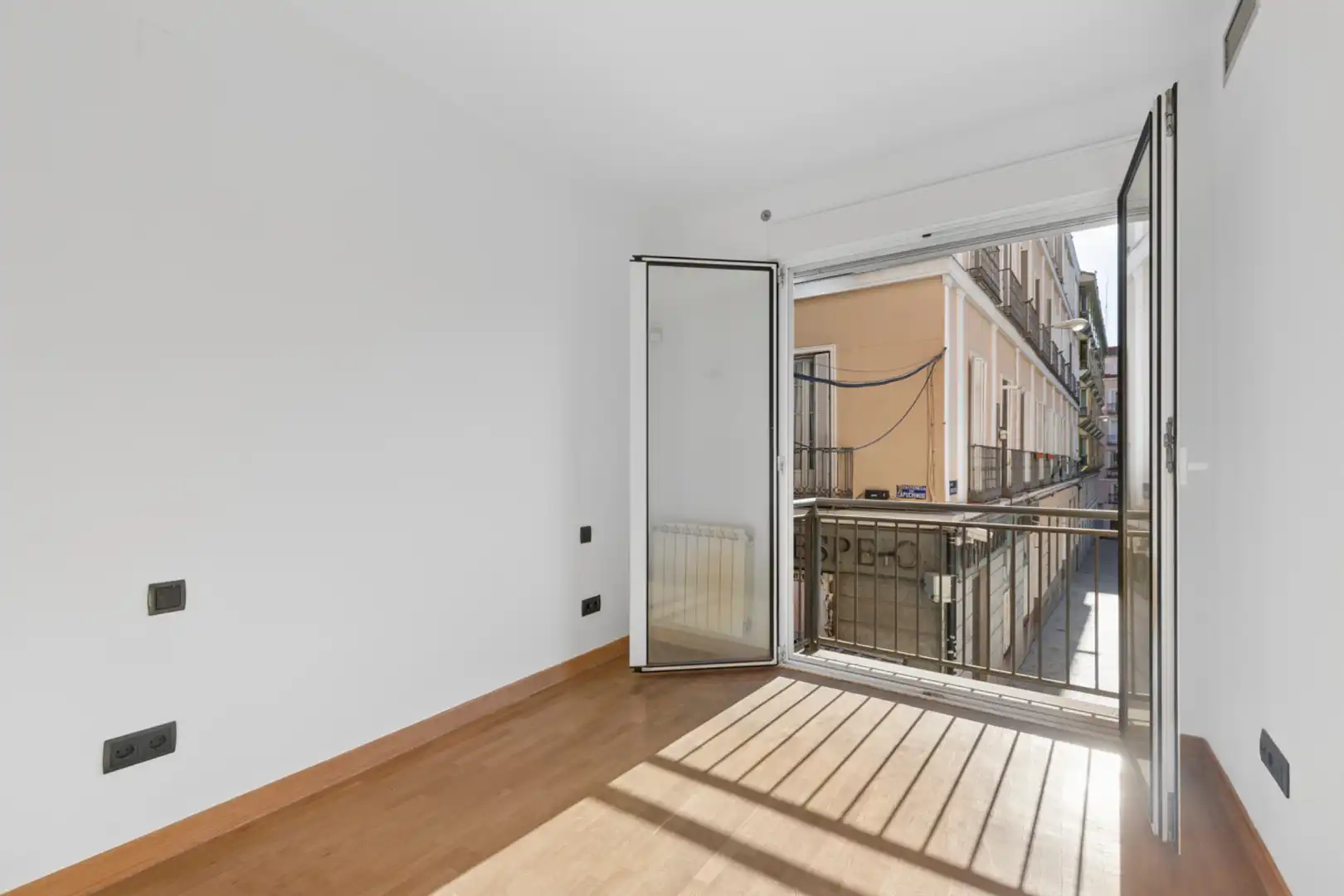 Flat with terrace for sale in Plaza de Pedro Zerolo, imagen 6