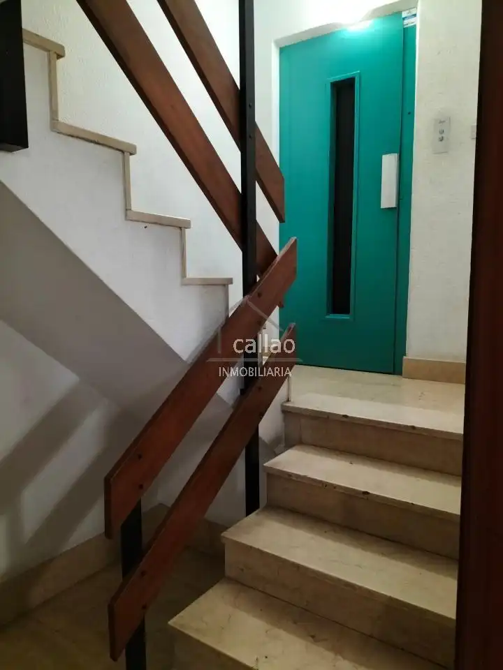 Piso de alquiler en Ferrol con Calefacción, Parquet y Amueblado