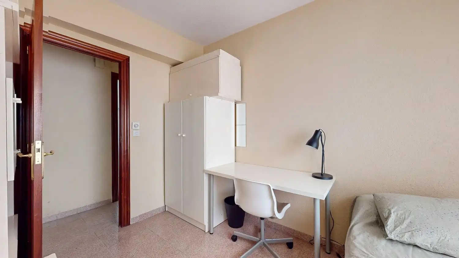 Wohnung zur Miete in Calle Caravija, San Lorenzo