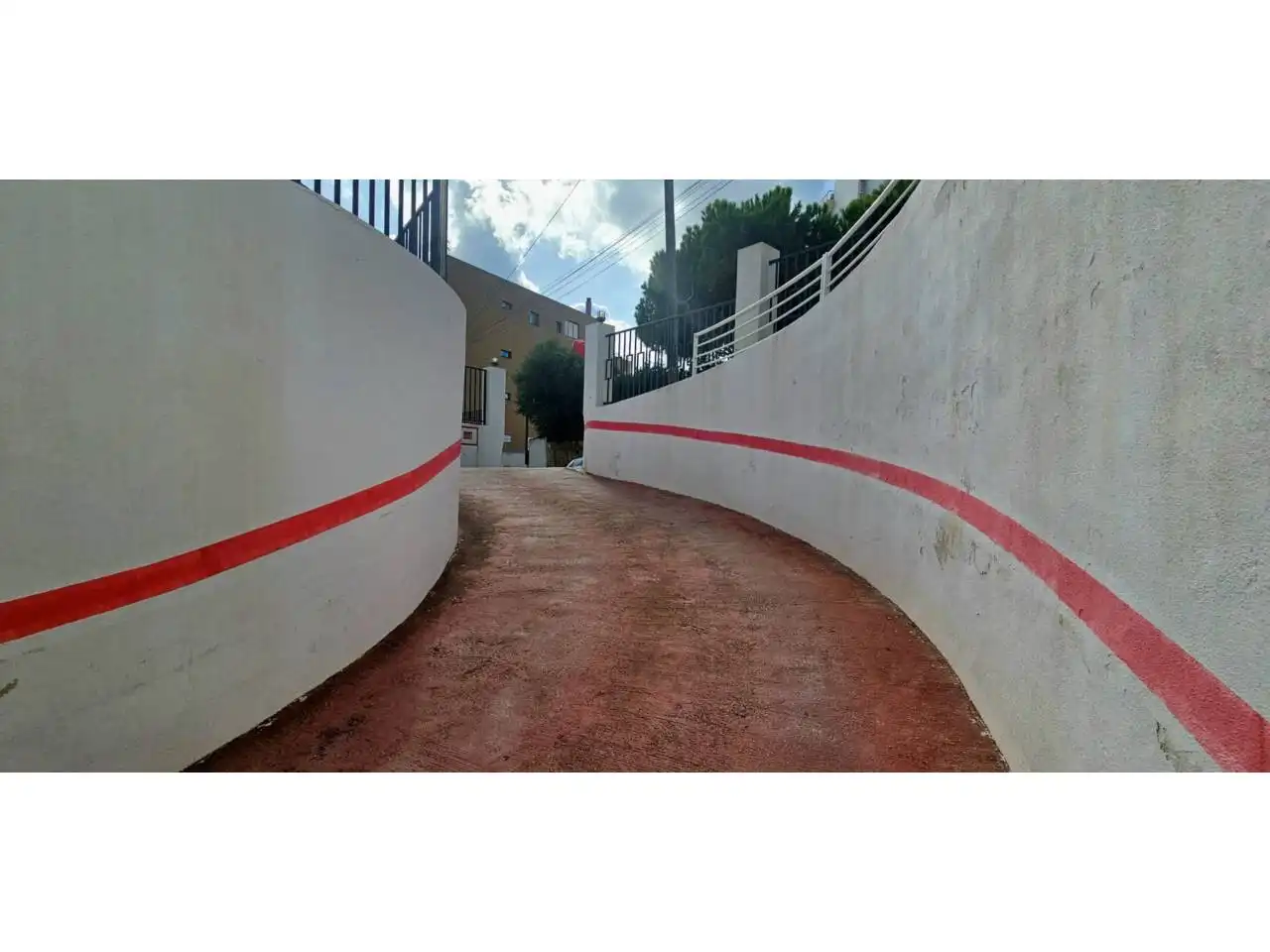 Außenansicht von Garage zum Verkauf in  Palma de Mallorca