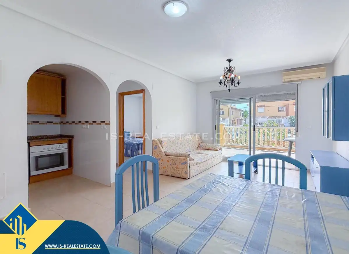 Vista exterior de Apartamento en venta en Torrevieja con Aire acondicionado, Calefacción y Terraza