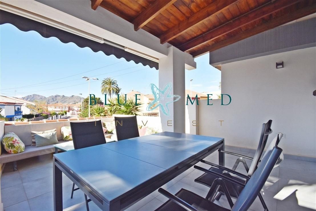 Vista exterior de Pis en venda en Mazarrón amb Aire condicionat, Calefacció i Terrassa