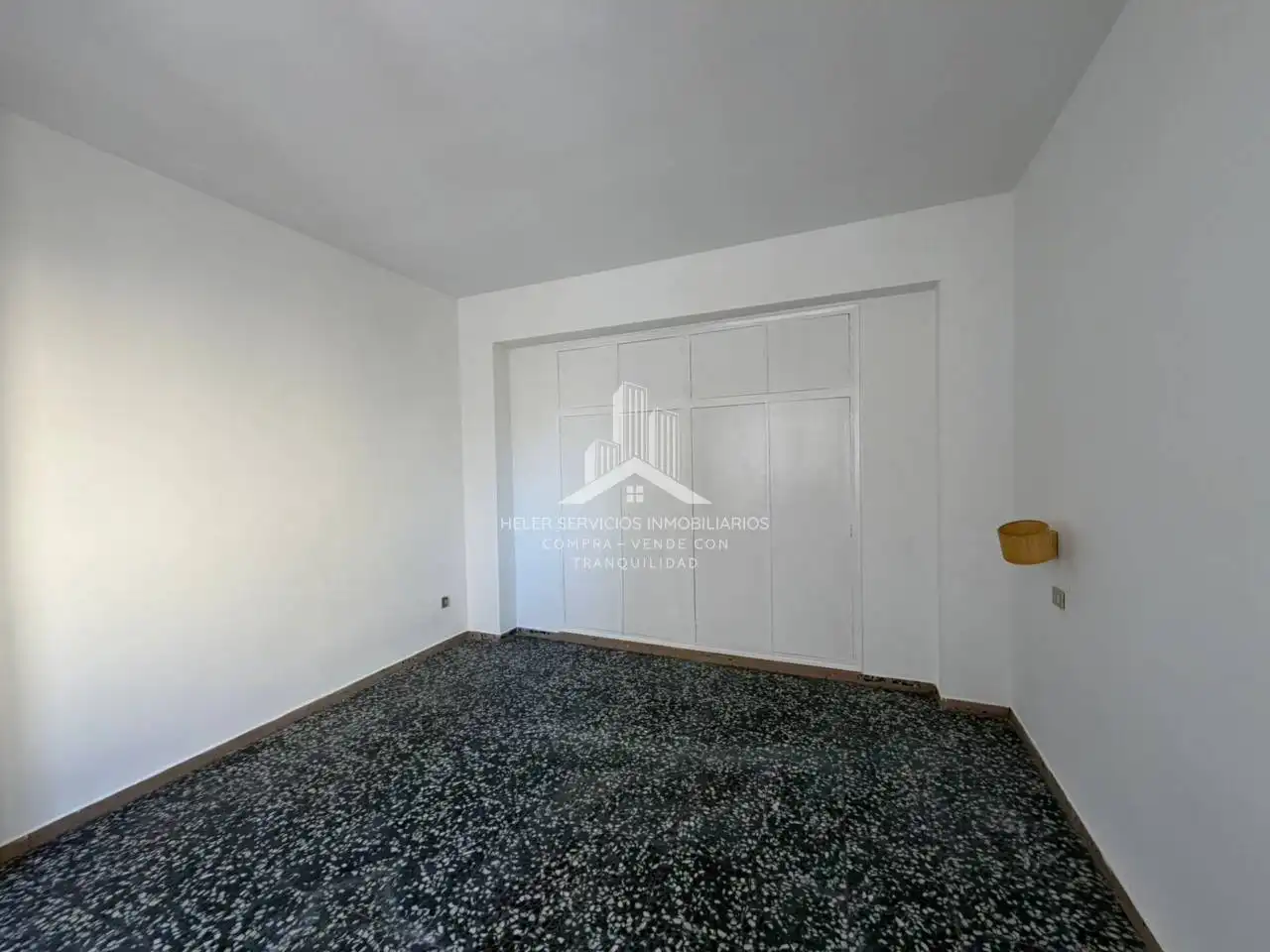 Wohnungen zum Verkauf in Avenida Cedre, Piscinas