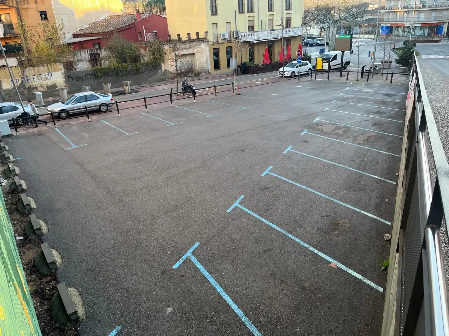Business premises for sale in 74-76 Carrer Francesc Camprodon