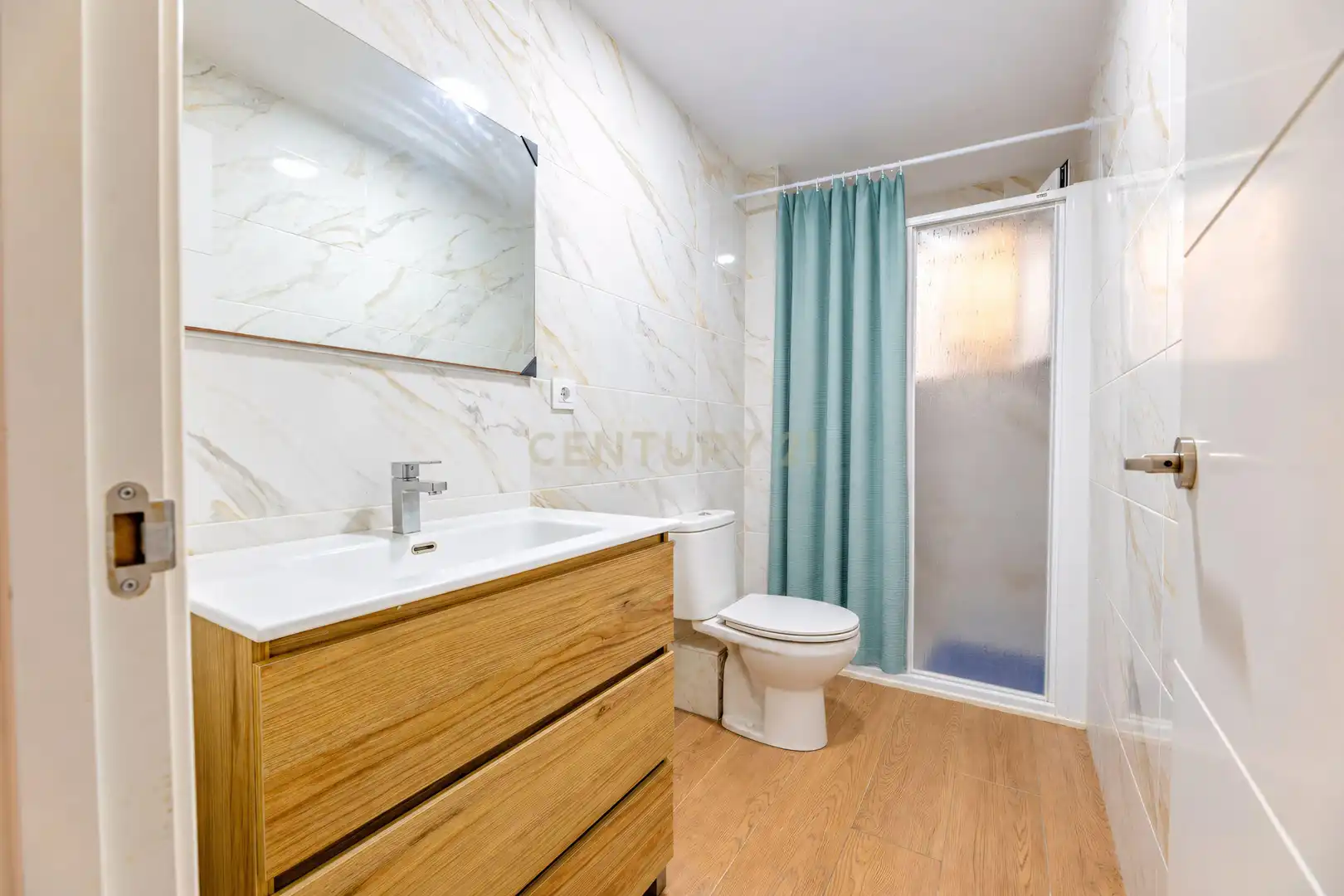 Bathroom of Apartments for sale in Alfafar, Valencia