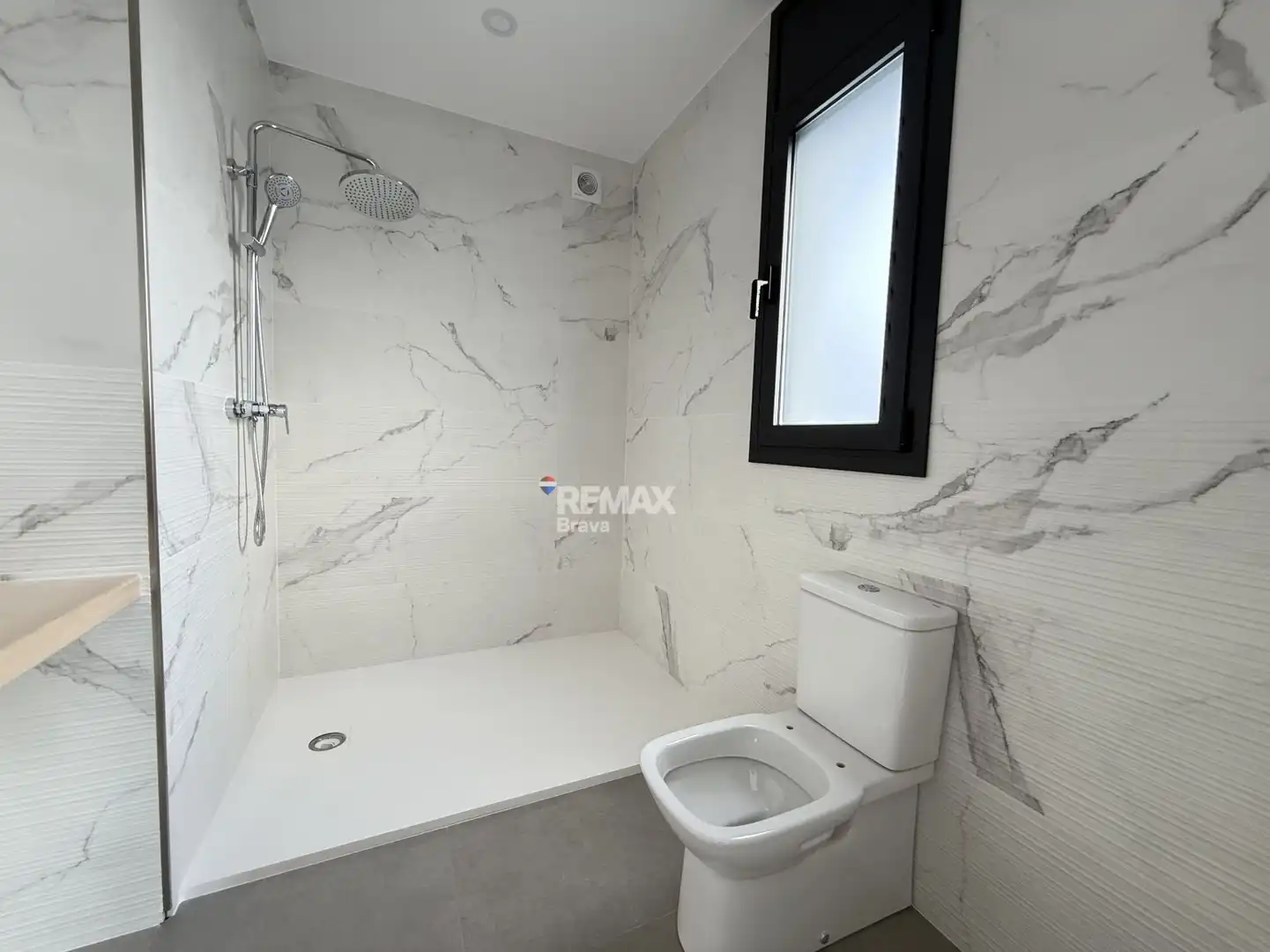 Detached house with terrace for sale in Sector Sector Mestral, imagen 2