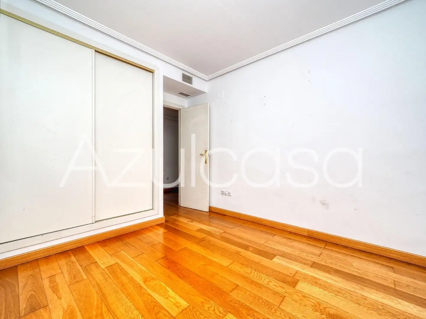 Dormitori de Àtic en venda en Alicante / Alacant amb Aire condicionat, Parquet i Terrassa