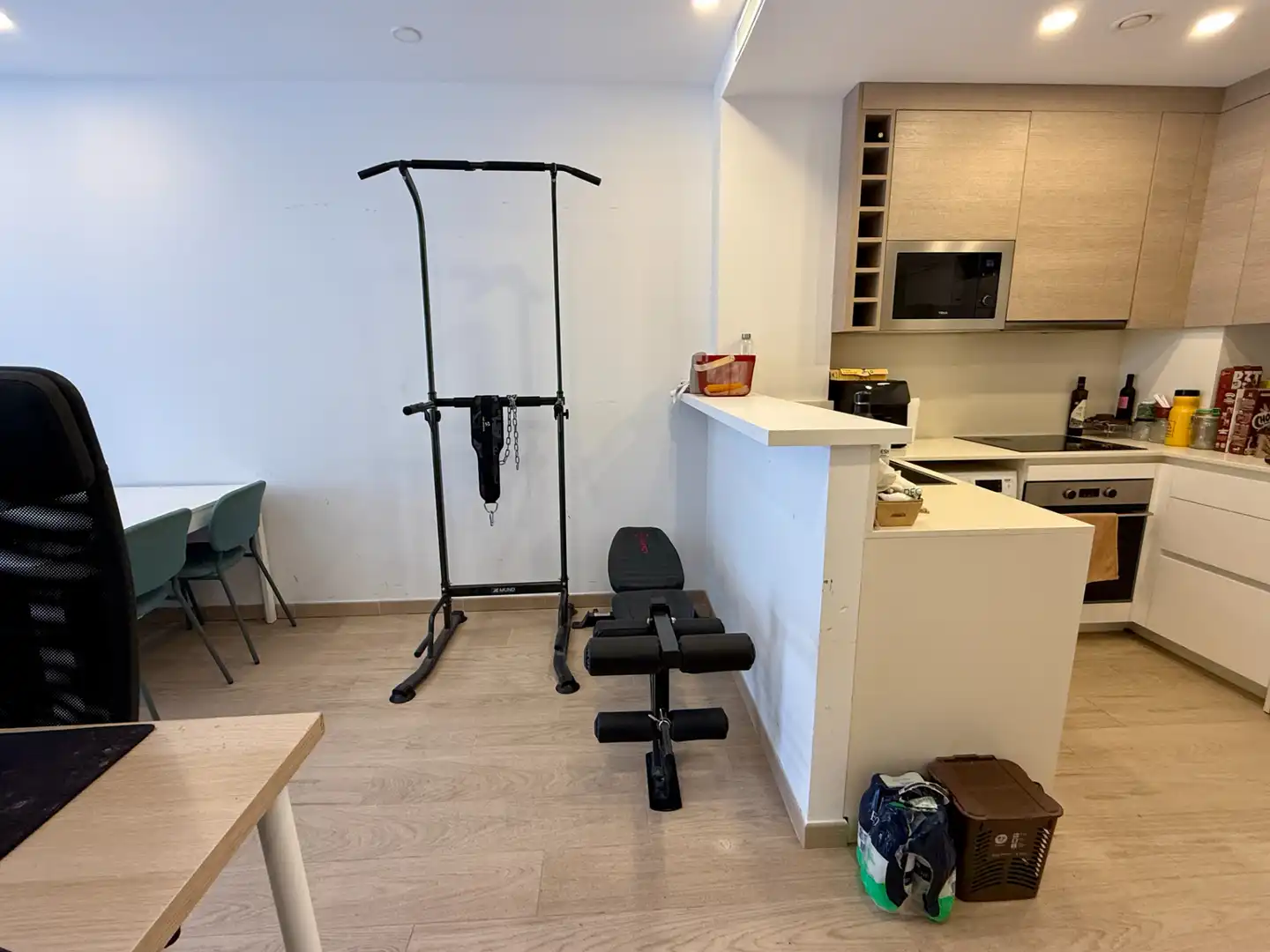 Küche von Wohnung zum Verkauf in Barcelona mit Klimaanlage, Heizung und Parkett