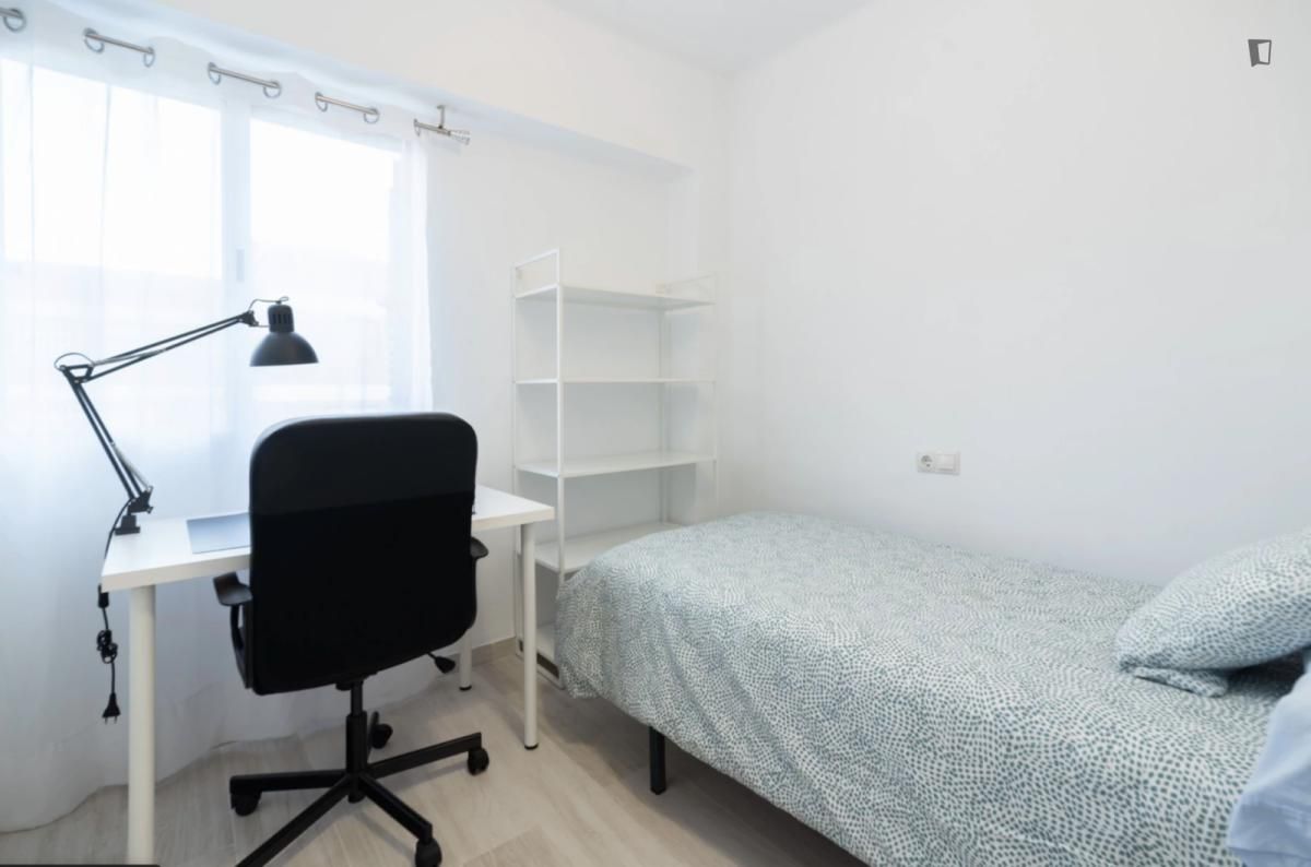 Apartment to share in Rafalafena