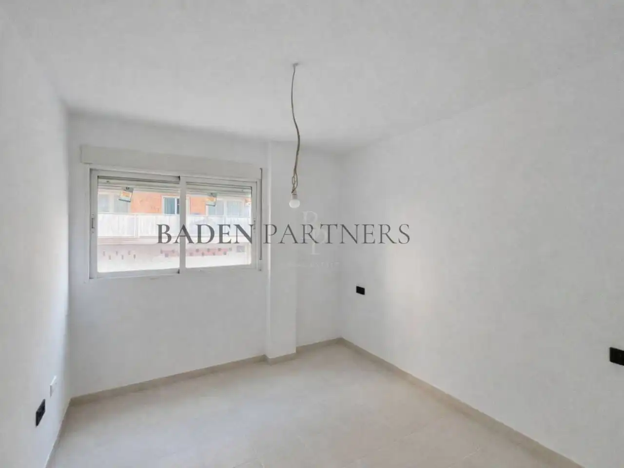 Habitación de Piso en venta en Vinaròs con Aire acondicionado, Terraza y Trastero