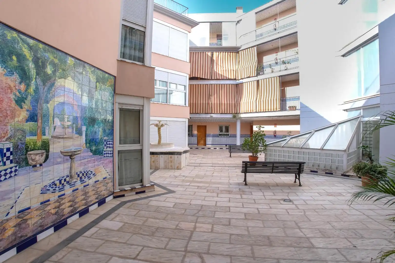 Apartamento en venta en Calle JOSE CRUZ AUÑON, Triana Oeste