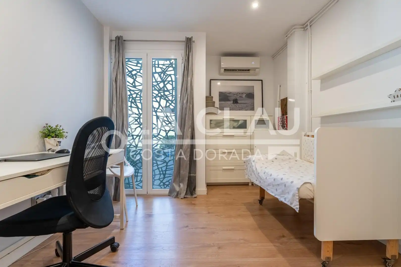 Bedroom of Flat for sale in Tarragona  with Heating, Oven and Microwave