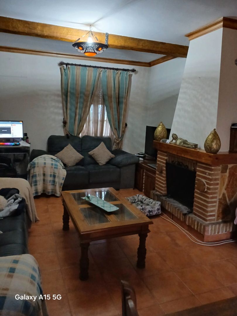Sala d'estar de Dúplex en venda en La Línea de la Concepción amb Moblat