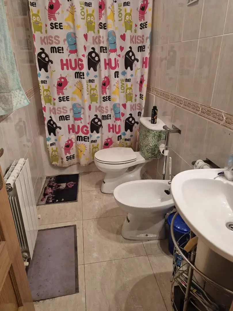 Badezimmer von Haus oder Chalet zum Verkauf in Poblete mit Heizung