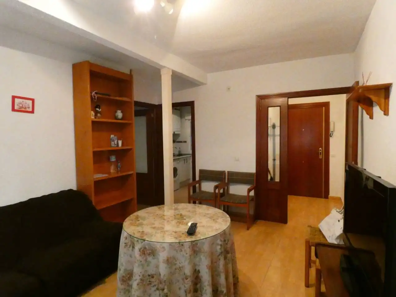 Flat for rent in Calle COVARRUBIAS, Avenida Europa - San Antón