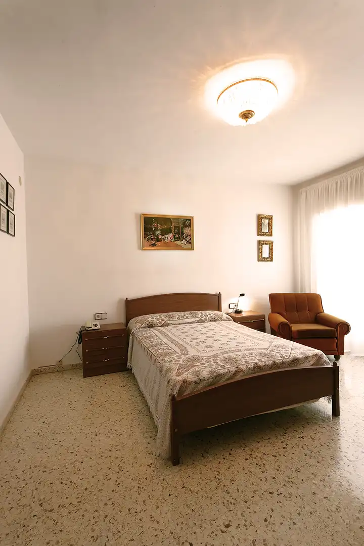 Bedroom of Houses for sale in Palacios del Sil  with Furnished