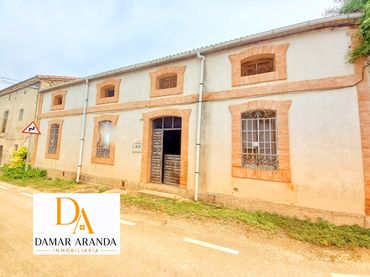 Casa rústica en venda a Calle Real 25