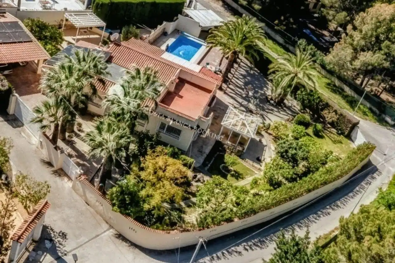 Casa amb piscina en venda a Calle Calle Thor, imagen 6
