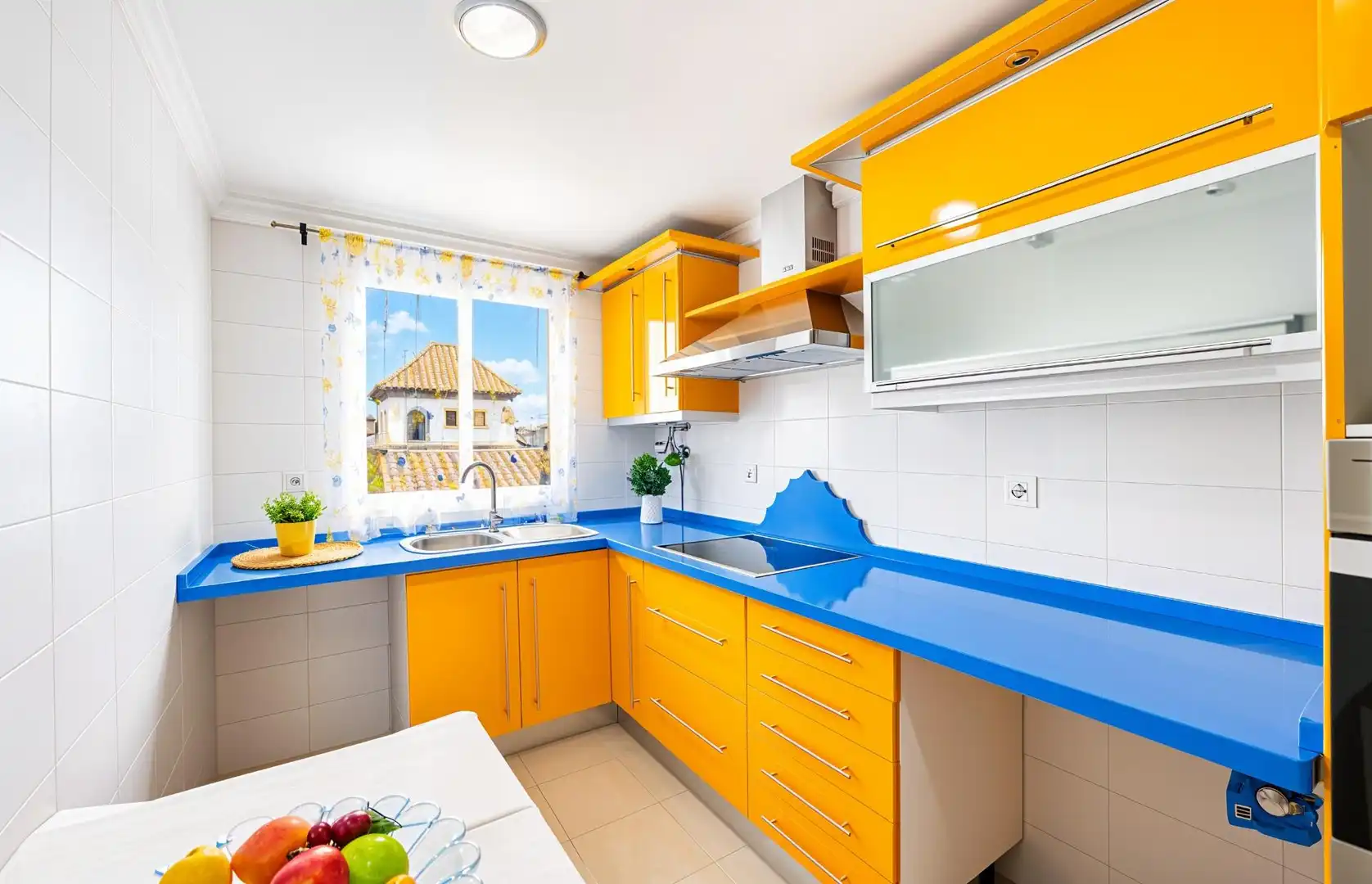 Cocina de Piso en venta en Chiclana de la Frontera con Terraza, Trastero y Balcón