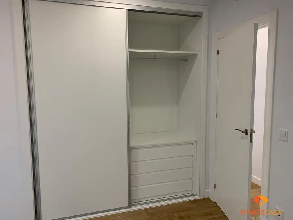 Habitación de Apartamento de alquiler en Mérida con Aire acondicionado, Trastero y Balcón